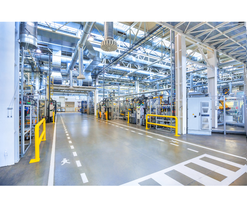 Przeglądy przeciwpożarowe w obiektach wielkopowierzchniowych – jak uniknąć kar i ryzyka pożarowego?